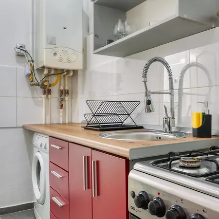 Apartament Quiet Spacious Near Old Town - Brezoianu 9 - Pumo *